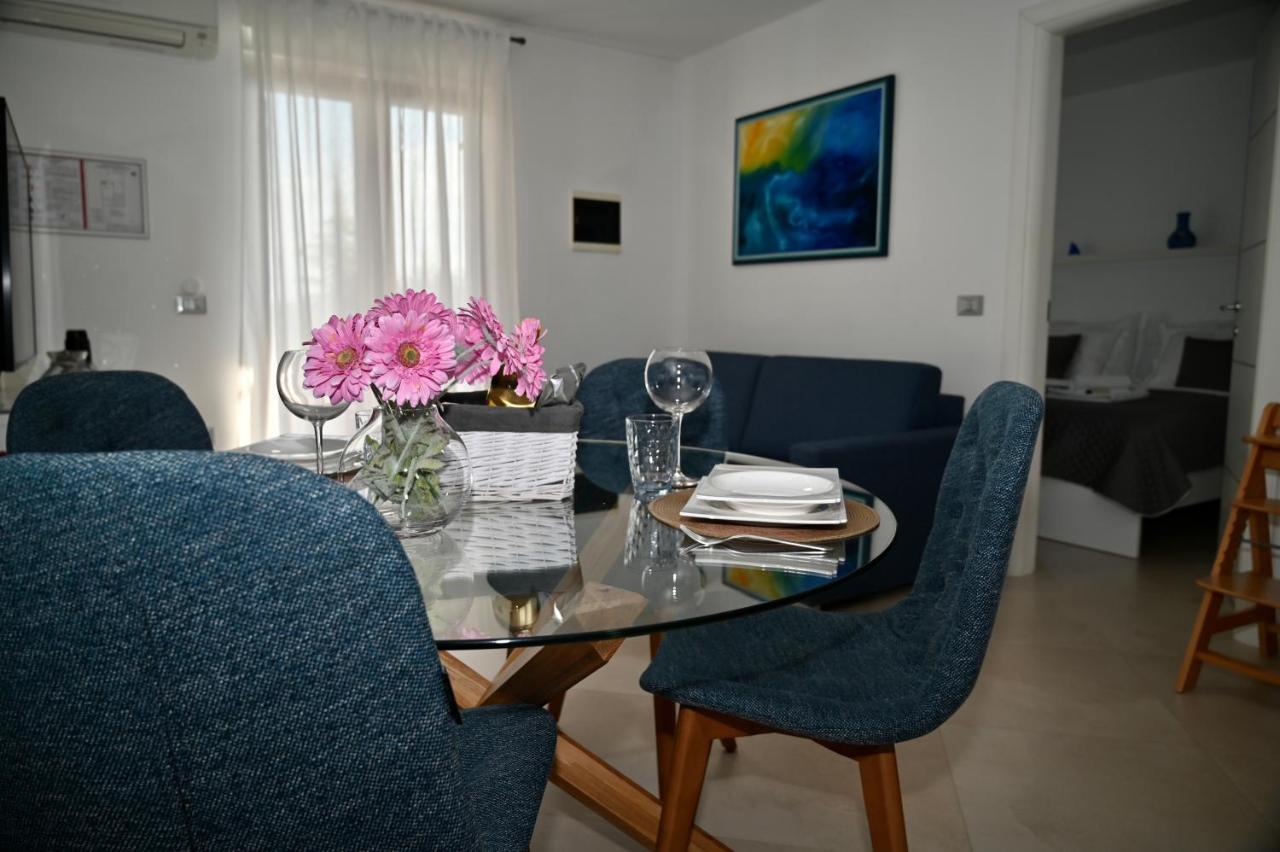Sea Star Apartment Koper Buitenkant foto