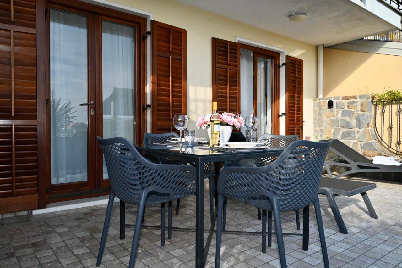 Sea Star Apartment Koper Buitenkant foto